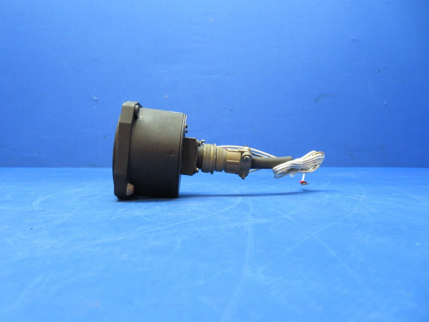 Cessna 310I Garwin Fuel Quantity Indicator P/N 22-164-012 (0823-325)
