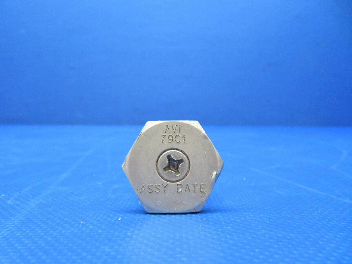 Cessna 401 / 401A AVI Drain Valve Assy P/N 79C1 (0124-185)