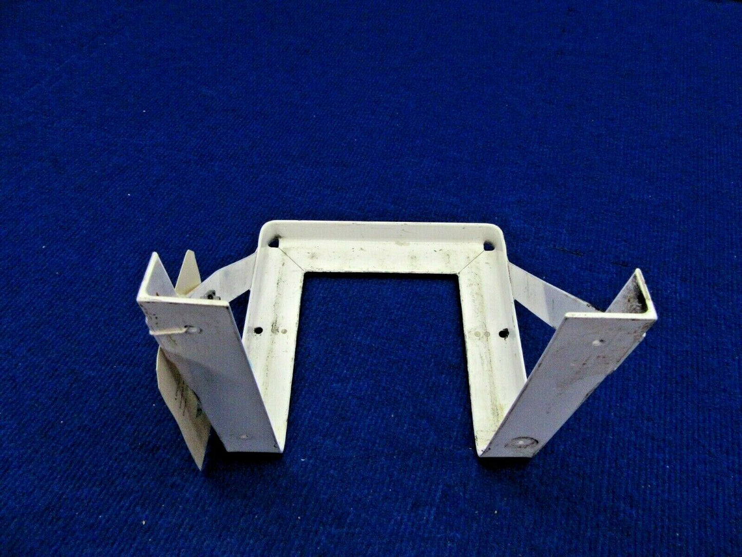 Cirrus SR-22 Battery Bracket P/N 10894-004 (1221-580)