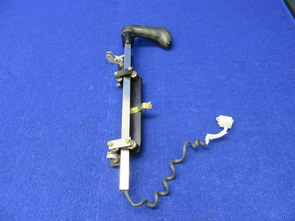 Cirrus SR-22 Yoke Grip Assy RH P/N 11995-004 (0122-301)