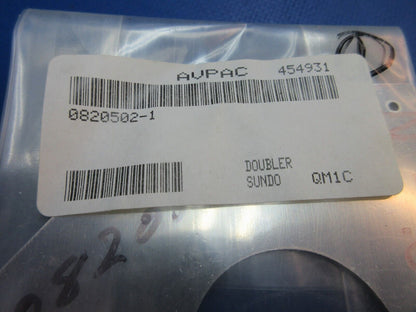 Cessna 310 Doubler Wing De-Ice Light P/N 0820502-1 NOS (1023-985)