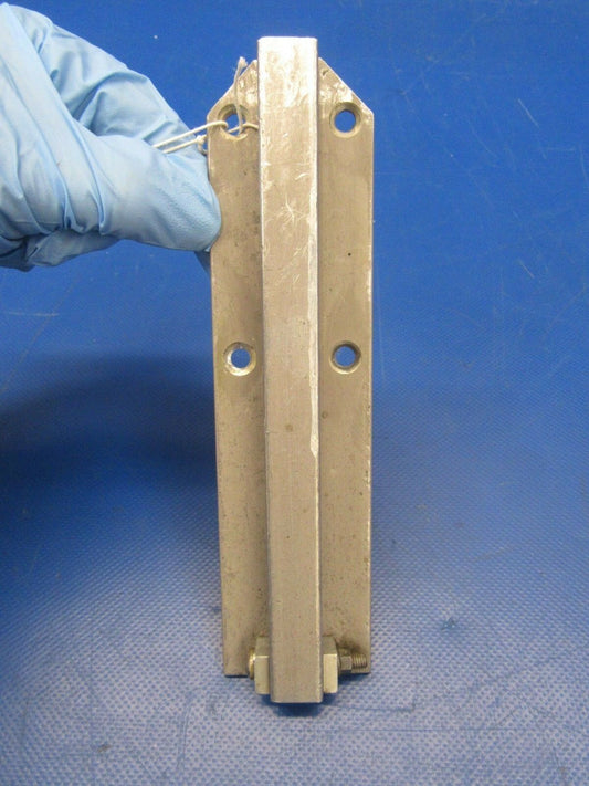Beech Baron 95-B55 Seat Track P/N 002-430021-5 (1018-326)