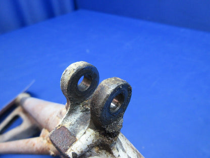 Beech C-35 Bonanza RH Main Gear Retract Brace P/N 35-815102-1 (1023-881)