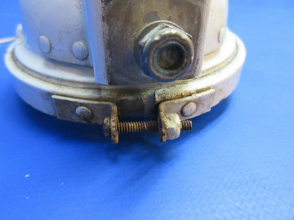 Cessna 411 Taxi Light Assy P/N 0842215-8 (1023-1009)
