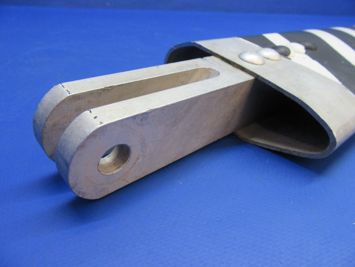 Cessna 150 / 152 RH Wing Strut P/N 0421000-2 (0323-225)
