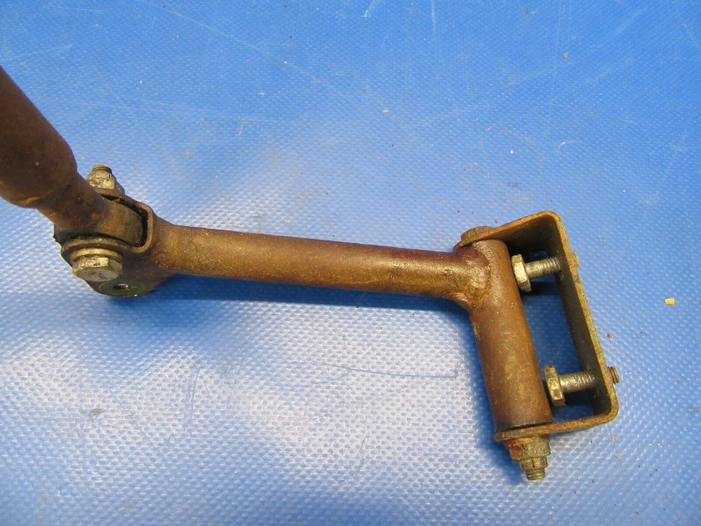 Mooney M20C Tube & Walking Beam Main Gear Retract 560031-000, 5242 (1018-253)