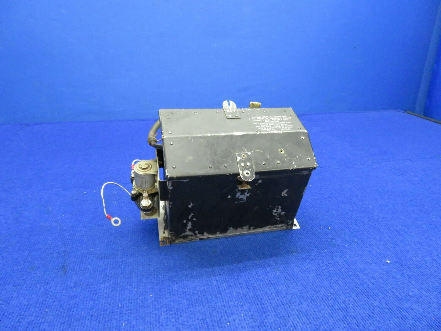 Piper PA-32-300 Cherokee Battery Box w/ Lid & Cutler Hammer 12V Relay (0122-485)