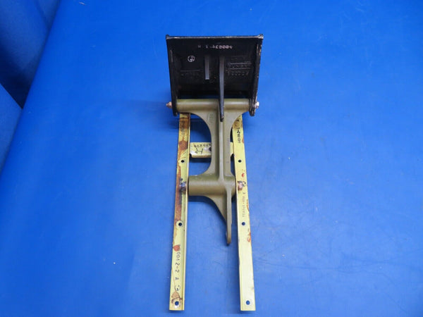 Piper Aerostar 602P Pilot Rudder Pedal Assy P/N 600039-01, 600039-02 (0123-702)