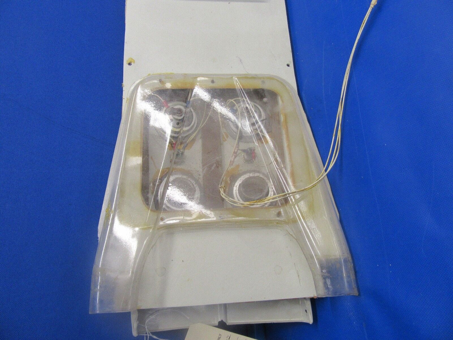 Beech Baron 58P Panel Headliner Outlet Duct Air & Light 58-530173-1 (0218-274)