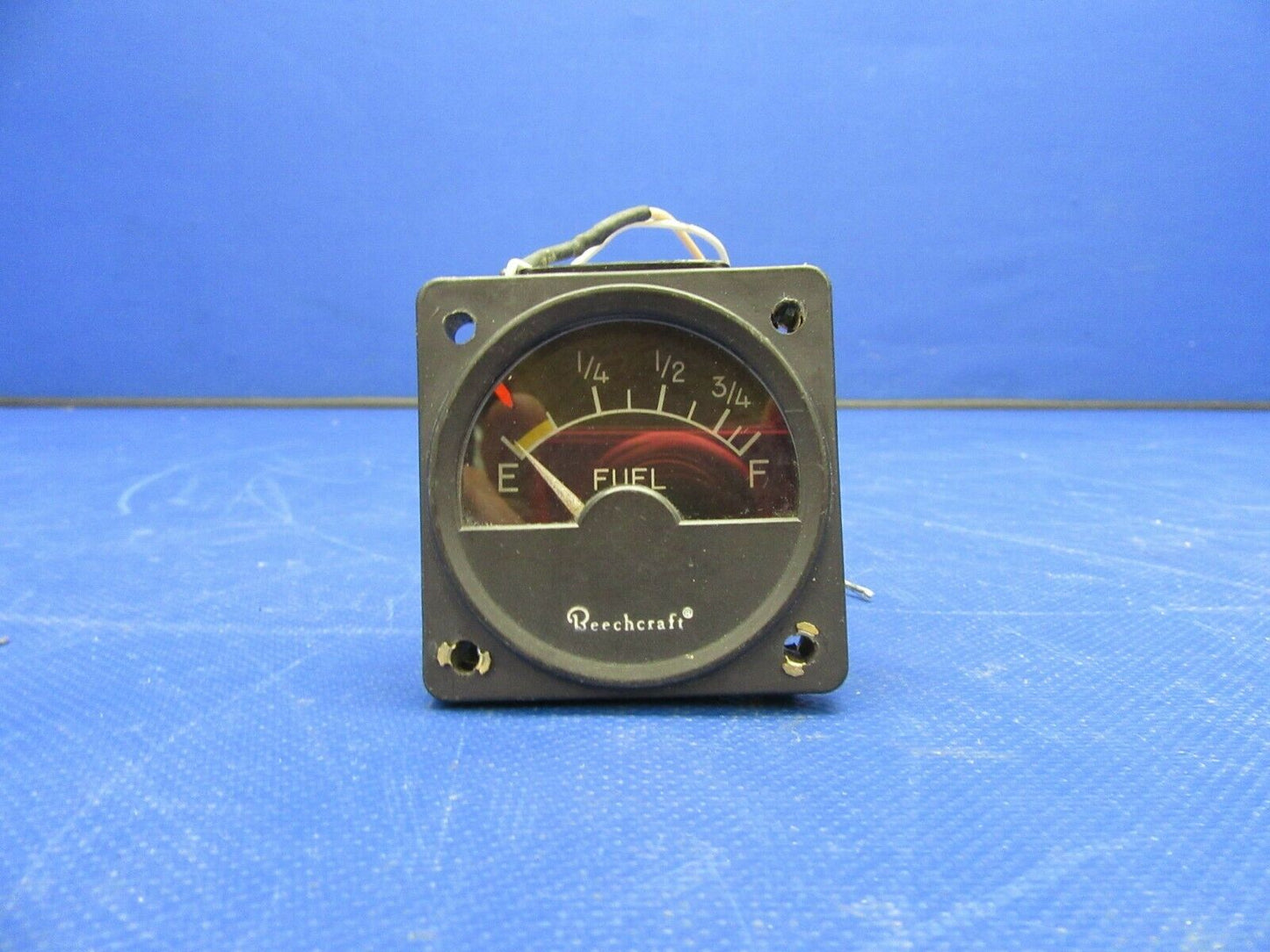 Hickok Fuel Quantity Gauge Lighted 27V P/N 58-380051-5, A-1158-5 (0821-483)