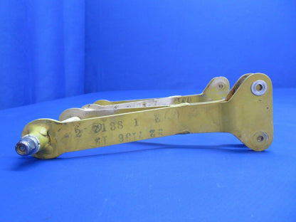 Lake LA-4-200 Rudder / Elevator Idler Assy P/N 2-7138-1, 2-7138-3 (1222-742)
