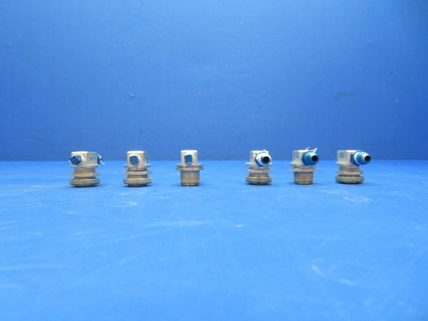 Cessna 310 / 310Q Oxygen Outlet Valve P/N C166006-0202 LOT OF 6 (0823-729)