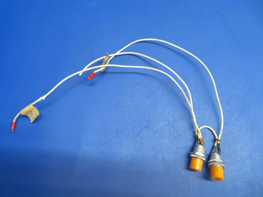 Piper PA-28-180 Indicator Light "Hi Vac" & "Lo Vac" P/N 67422-02 (0323-749)