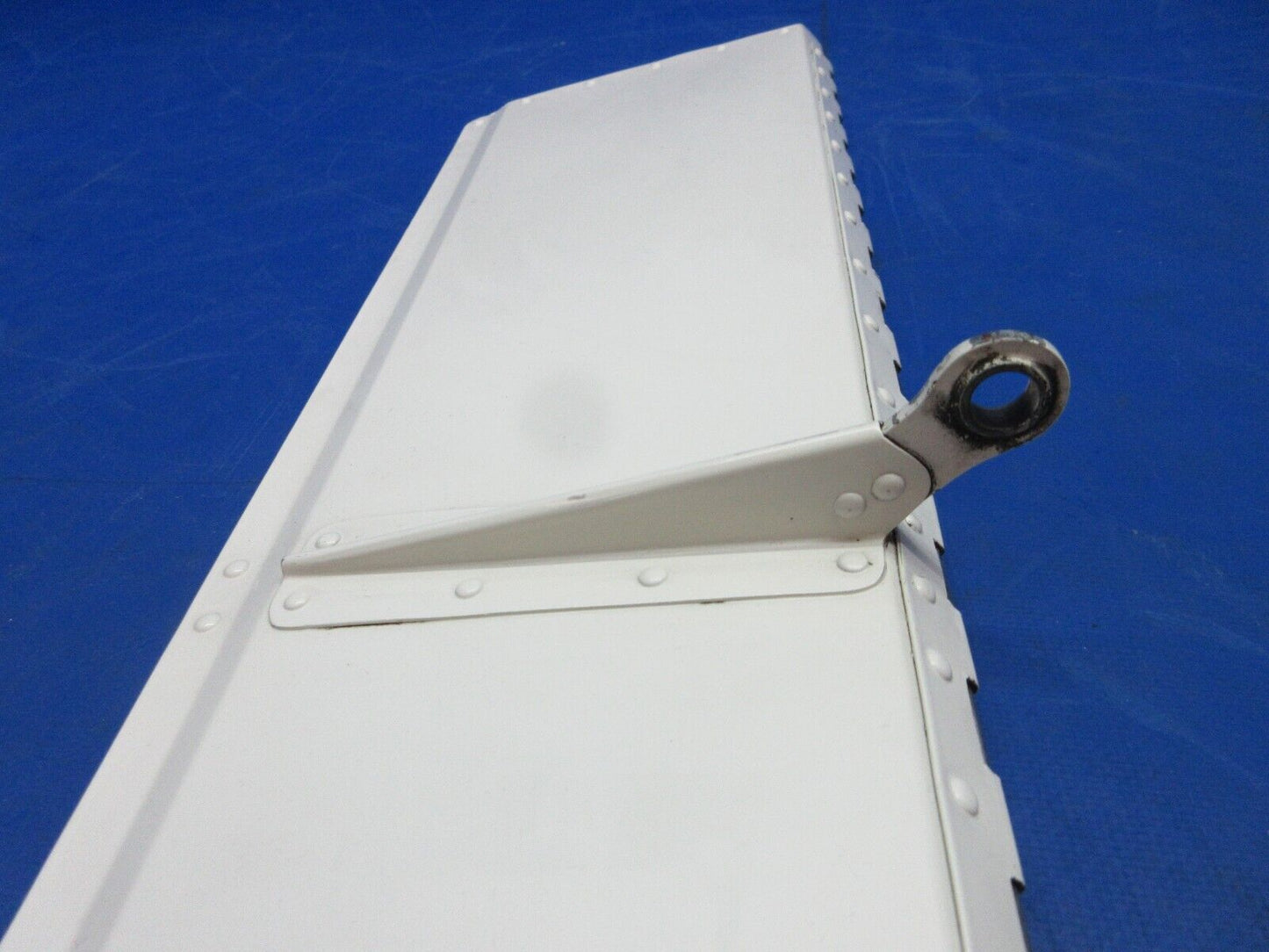 Beech 95-B55 Baron RH Elevator Trim Tab P/N 96-610021-42 (0323-529)
