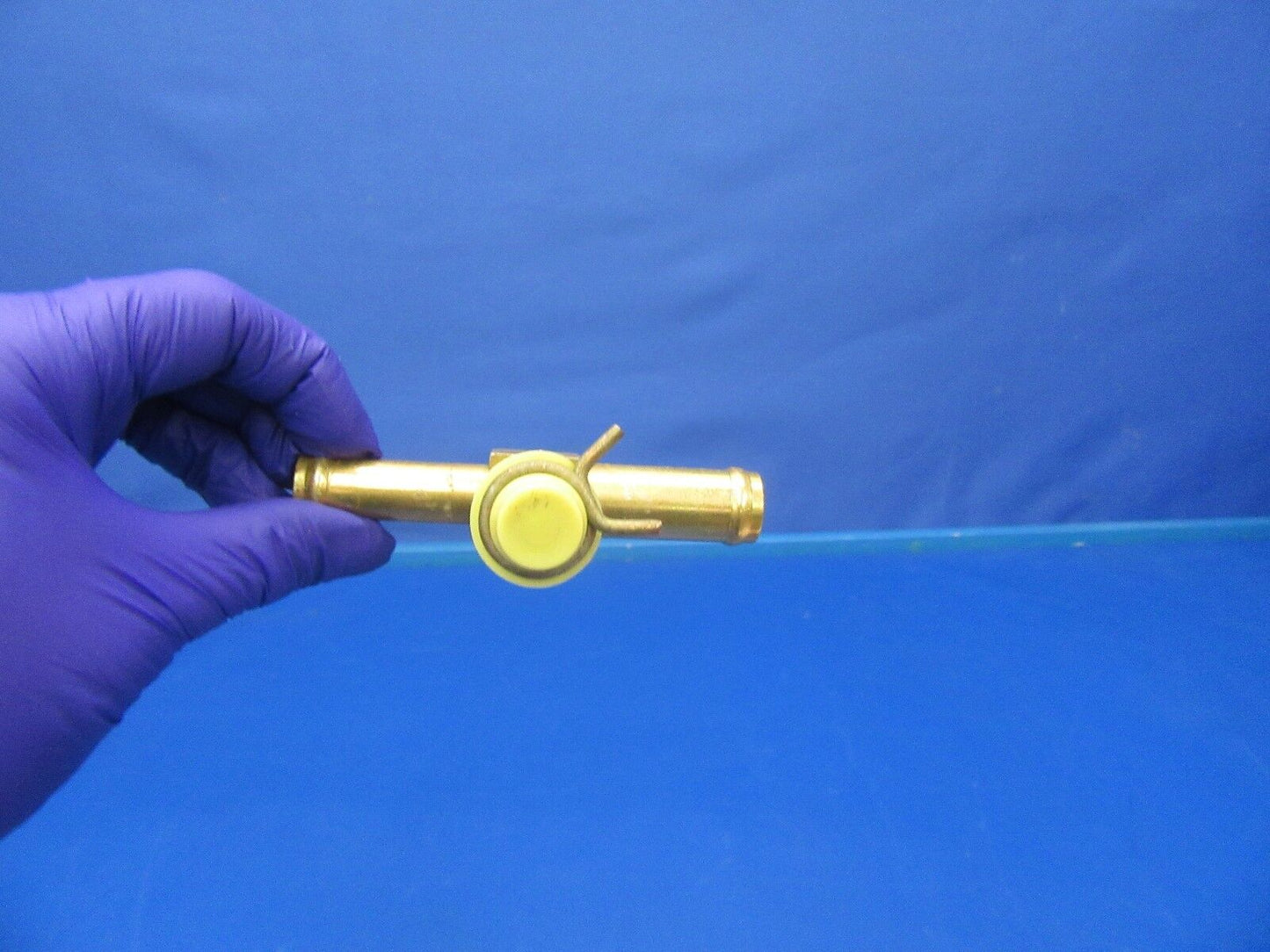 Beech Baron 58P Tee 4 Way De Ice System P/N 1K38-10-8-8-8 (0218-264)