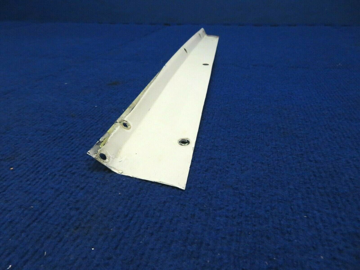 Beech 58 Baron Dorsal Fin Fairing LH & RH P/N 96-440010-11 (0422-328)