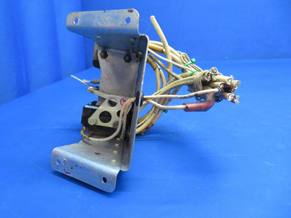 Beech C-35 Bonanza Landing Gear Limit Switch w/ Bracket P/N 35-364129 (1222-534)