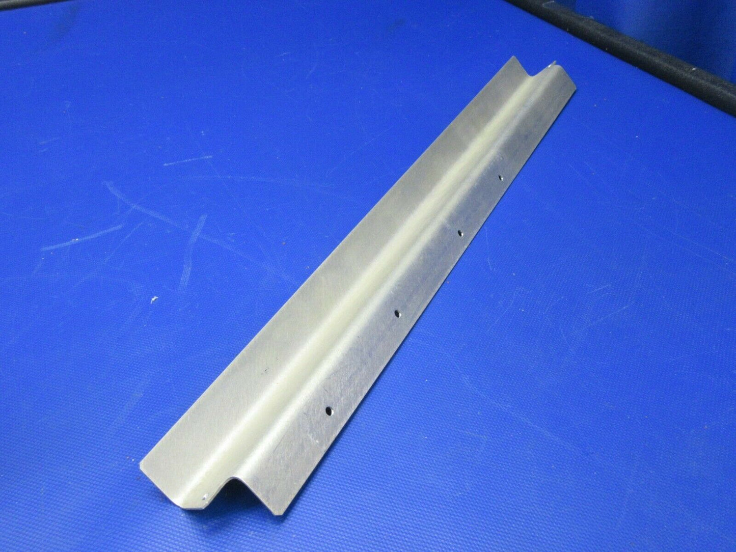 Bendix King Servo KS 272A Trim Servo w/ Brackets 28V 065-0061-32 (0421-550)