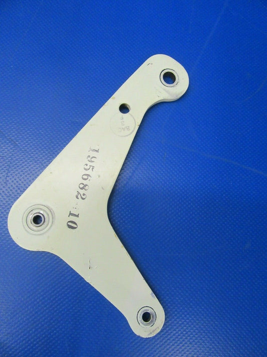 Bellanca 17-30A Super Viking Bellcrank Aileron 195503-10 (0819-328)