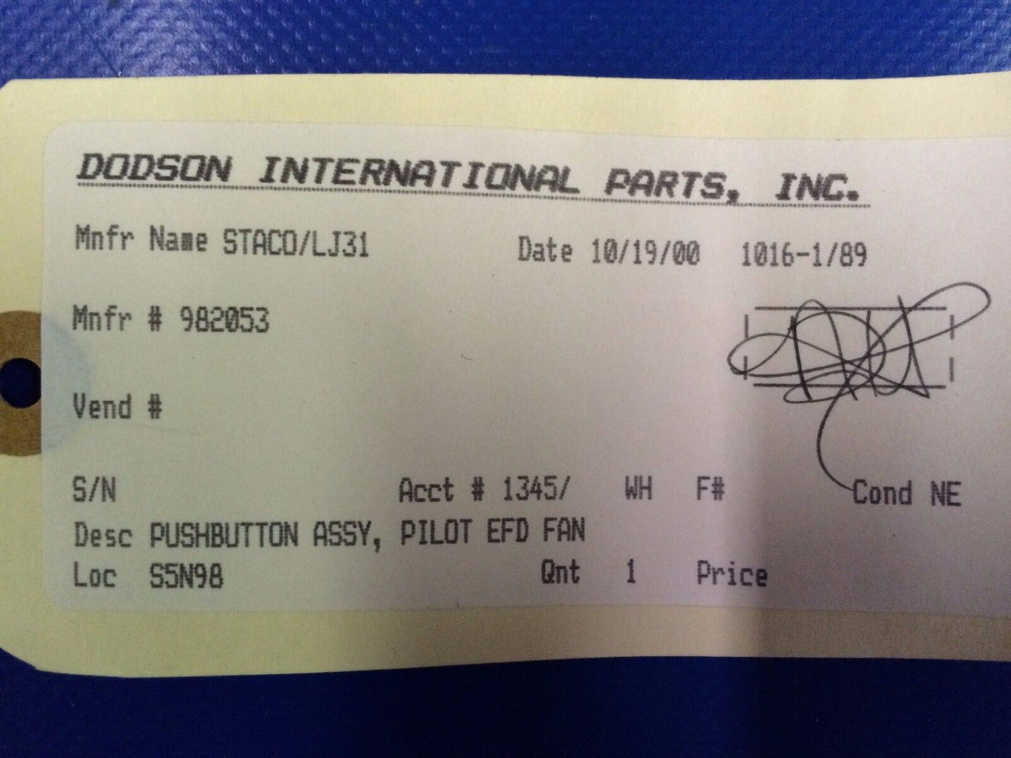 Switch - Pilot EFD Fan NOS P/N 982053 (1216-95)