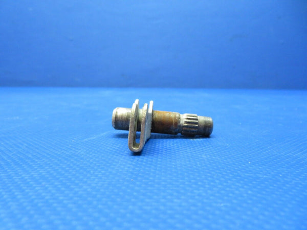 Cessna Shaft Assy LH Cabin Door Latch P/N 1217050-5 (0224-160)