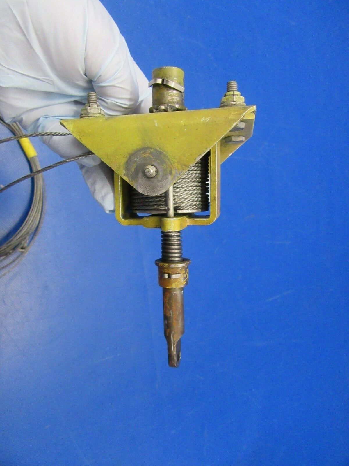 Piper PA-24-250 Comanche Rudder Trim Jack & Screw P/N 20840-003 (0818-329)