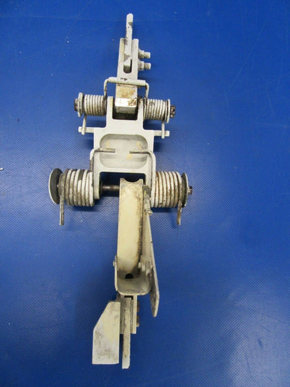 Beech Baron 95-B55 Up/Downlock RH Main Gear 60-810092-20, 60-810083-2 (1018-366)