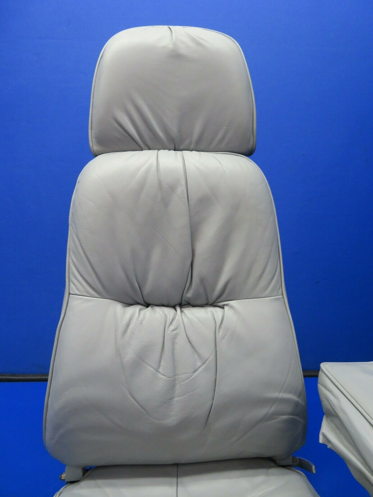 Piper PA-32R-300 Seat Rear RH P/N 79479-14 (0121-119)