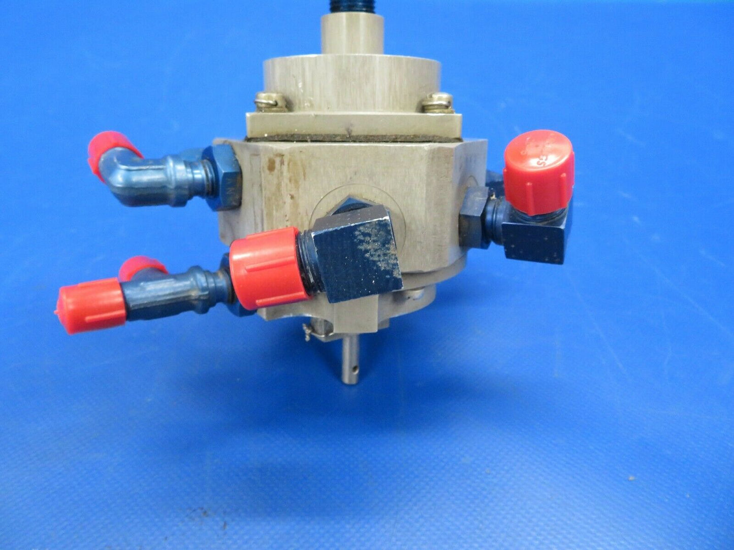 Beech Baron 95-B55 Fuel Selector Valve LH P/N HE825-2 (0320-111)
