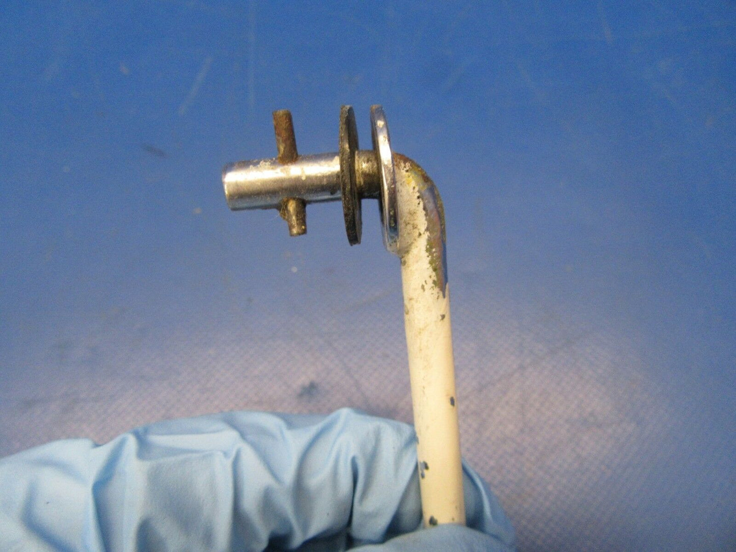 Beech Baron 95-B55 Cabin Door Prop 95-420012-642 (1018-329)
