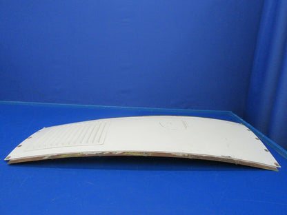 Piper Seneca II Top Center Cowl P/N 37207-101, 67995-002 (0818-255)