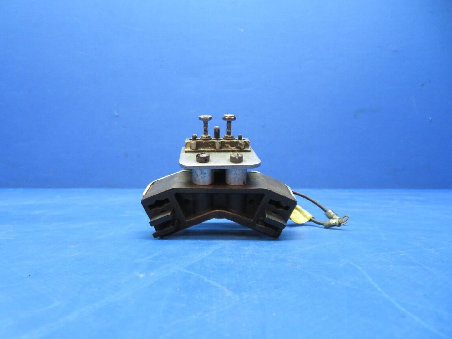 McCauley Rapco De-Ice Brush Block P/N C40538 (1023-261)