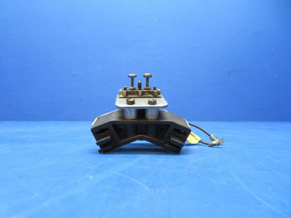 McCauley Rapco De-Ice Brush Block P/N C40538 (1023-261)