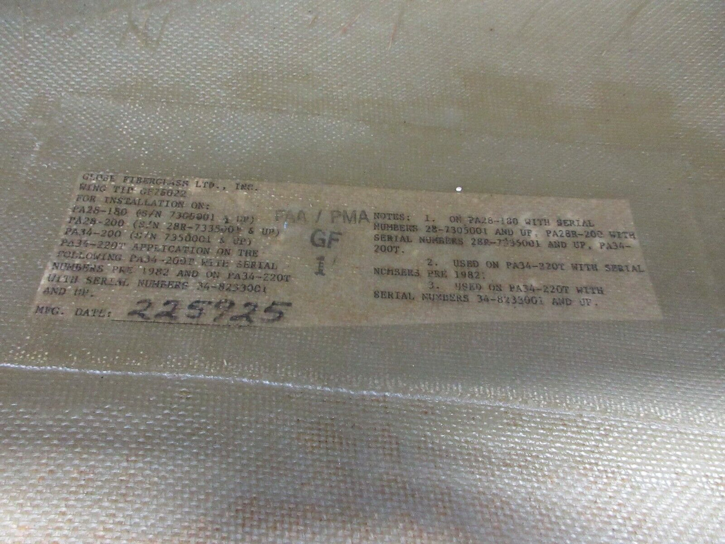 Piper PA28 LH Wing Tip Assy Fiberglass P/N GF78022-00 (0224-671)