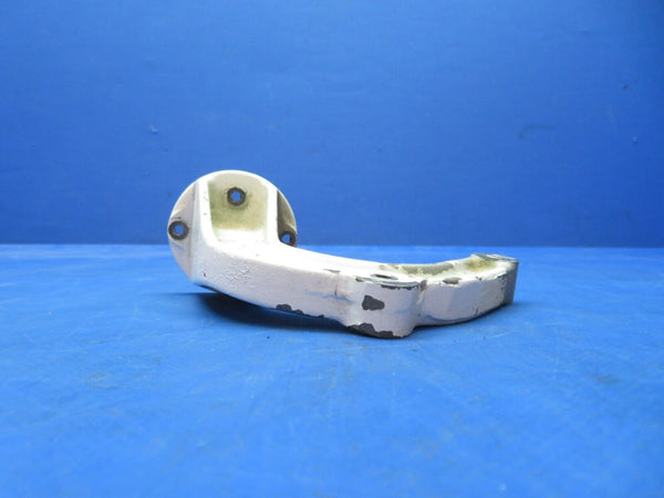 Cessna 310 / 310I Nose Gear Door Middle Hinge Assy P/N 0843538-1 (1023-149)