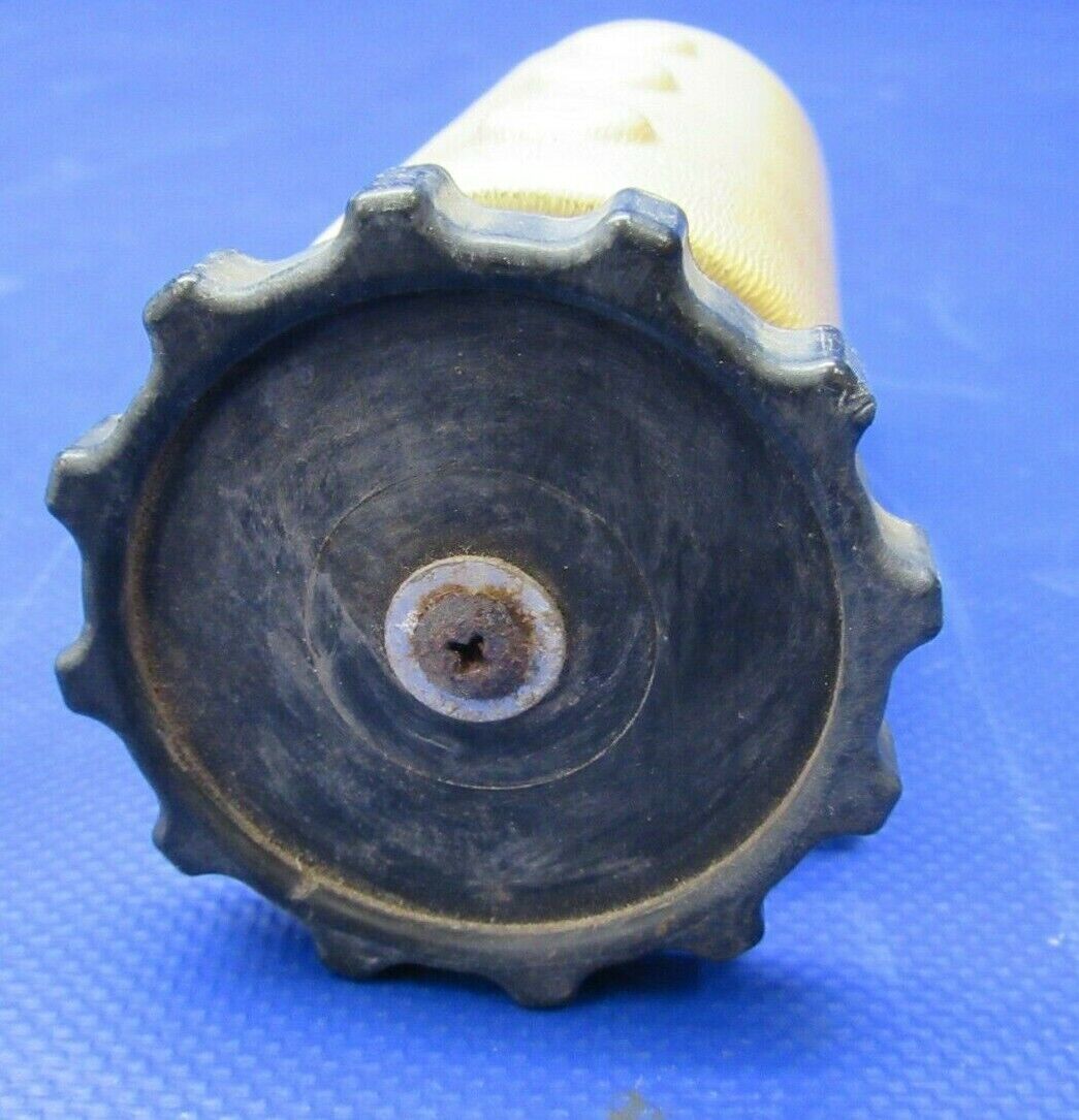 Cessna T210N Fresh Air Valve Assembly P/N 1210112-30 (0321-480)