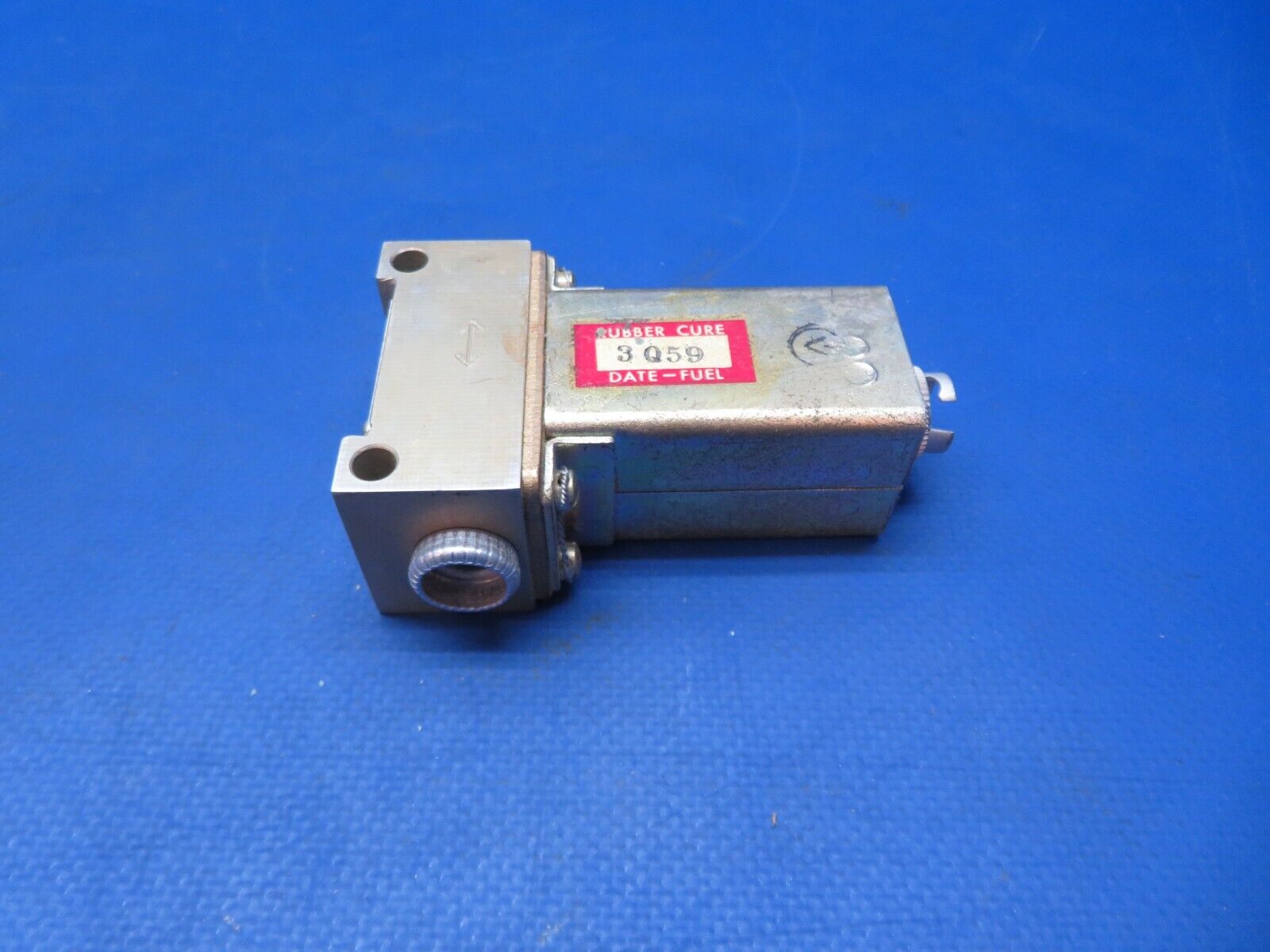 Beech Valcor Valve Solenoid P/N 50-389096-3 NOS (0623-322)