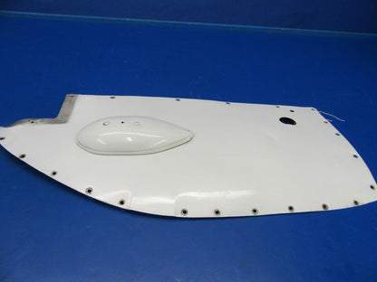 Cessna 310 Fairing Assy w/Shield Vent LWR RH Tip Fuel Tank 0823413-32 (0619-346)