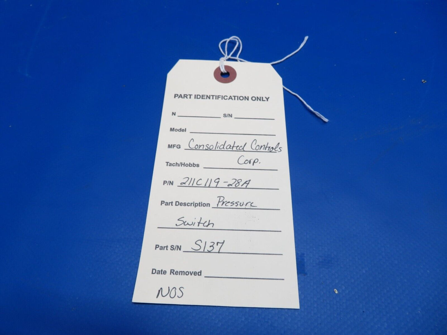 Consolidated Controls Corp. Pressure Switch P/N 211C119-28A NOS (0922-746)