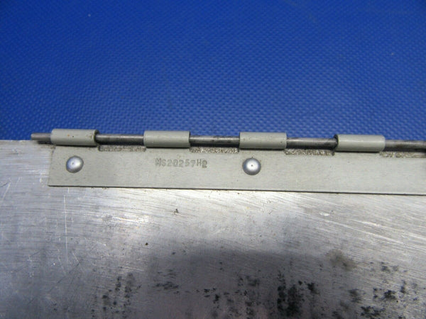 Beech 58 Baron Battery Box Lid P/N 96-364068-601 (0521-475)