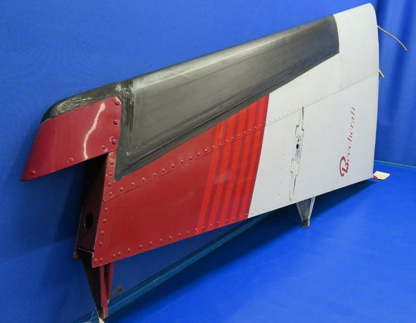 Beech Baron B58P Vertical Stabilizer w / Vortex Gens 96-640000-197 (0520-44)