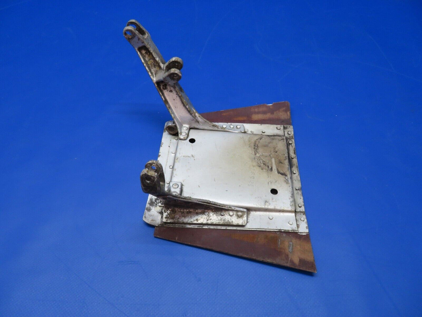 Beech 18 RH Cowl Flap P/N 185971RH (1022-341)
