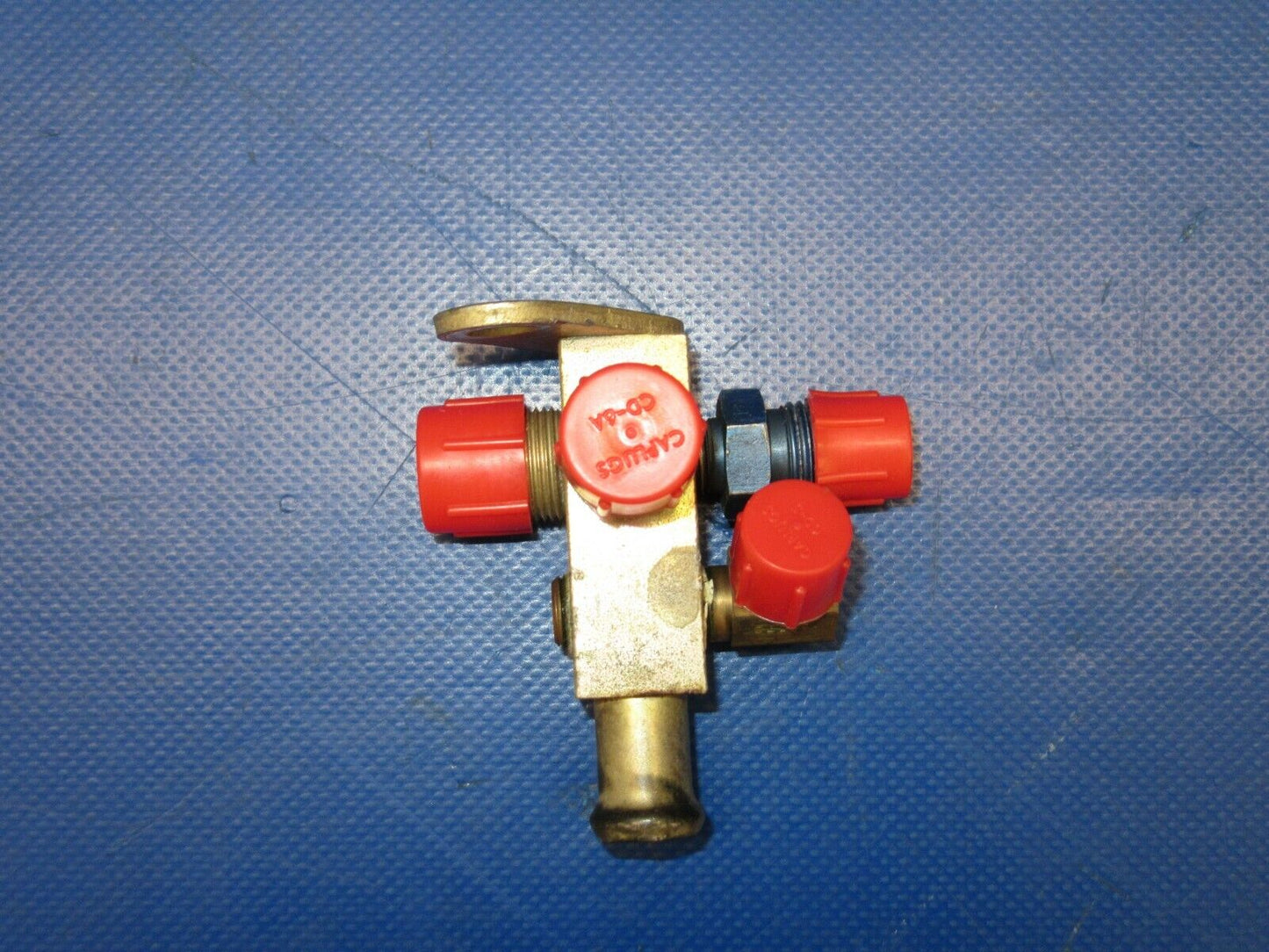 Cessna P210 Continental TSIO-520 Upper Deck Line Junction 641888-5 (0919-200)