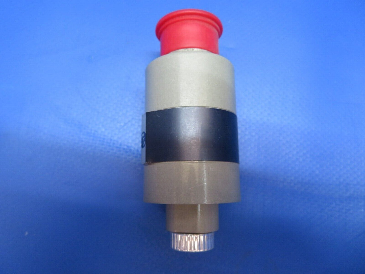Consolidated Controls Pressure Switch P/N 6607A-1-85 NOS (0922-54)