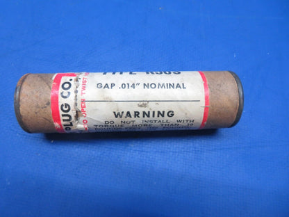 Champion R56S Spark Plug NEW OLD STOCK LOT OF 13 (0923-554)