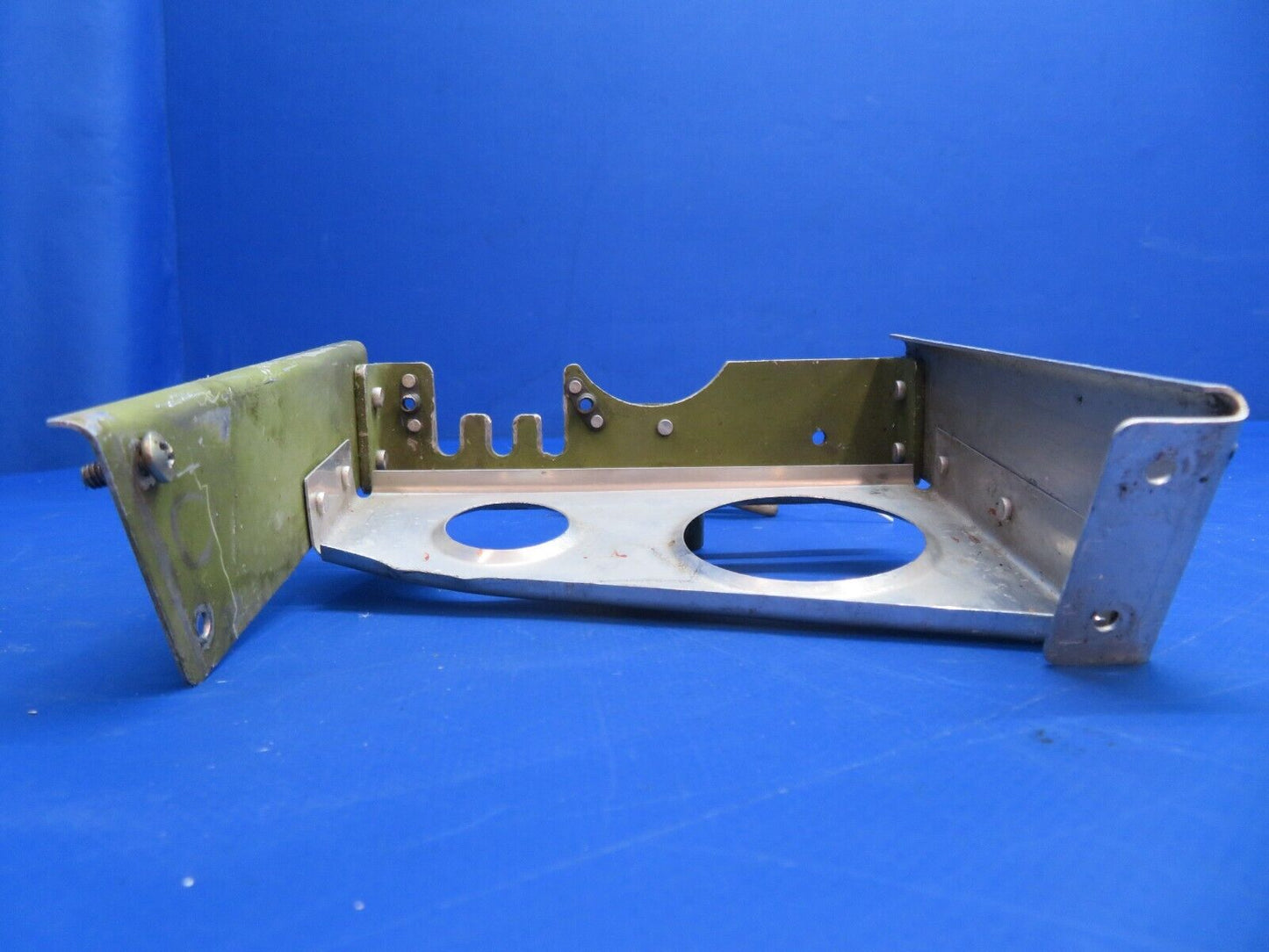 Piper PA-28-201T Dakota Engine Control Bracket Assy P/N 67224-03 (1222-651)
