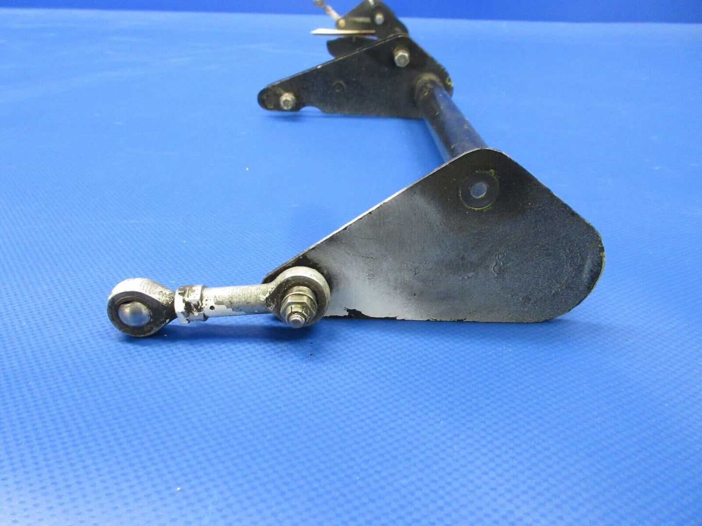 Mooney M20 / M20F Flap Control Jackshaft Assy P/N 750093-503 (0224-695)