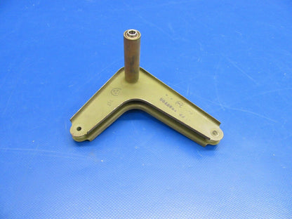 Cessna 310R Elevator Bellcrank Assembly P/N 0813081-22 (0219-318)