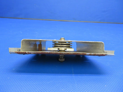Piper PA-28-140 Trim Pulley Bracket Assy P/N 63219-00, 63219-000 (1220-354)