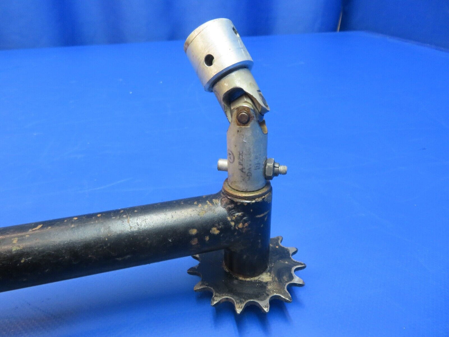 Piper PA-28R-200 Arrow Tee Bar Control Column Assy P/N 67219-02 (1122-819)